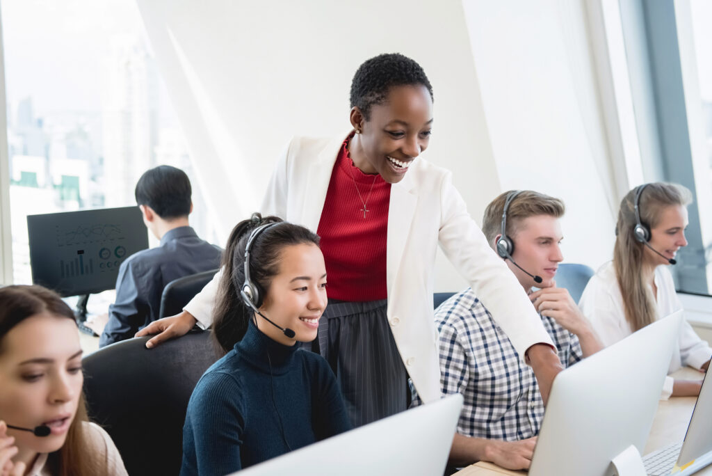 African,American,Female,Supervisor,Training,Work,To,Multiethnic,Team,In